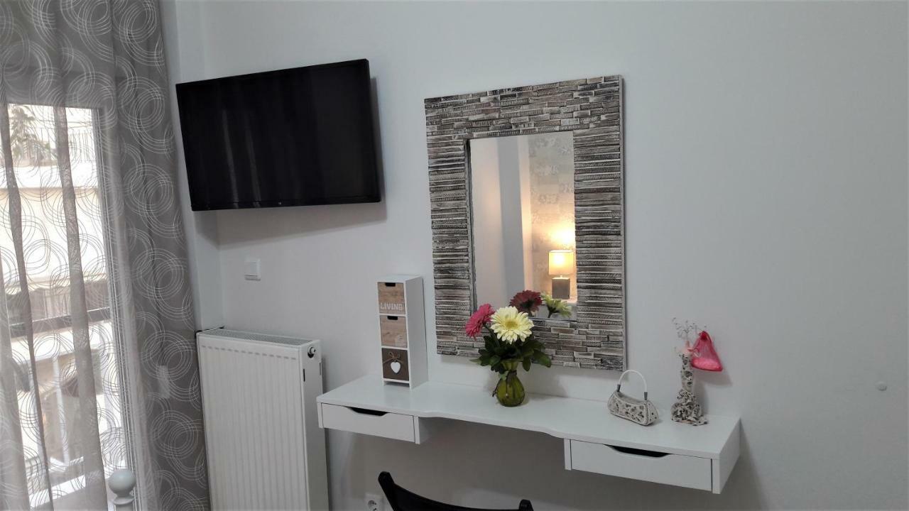 Marras Apartment Афіни Екстер'єр фото