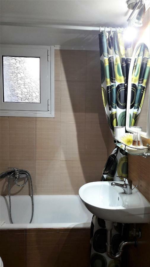 Marras Apartment Афіни Екстер'єр фото