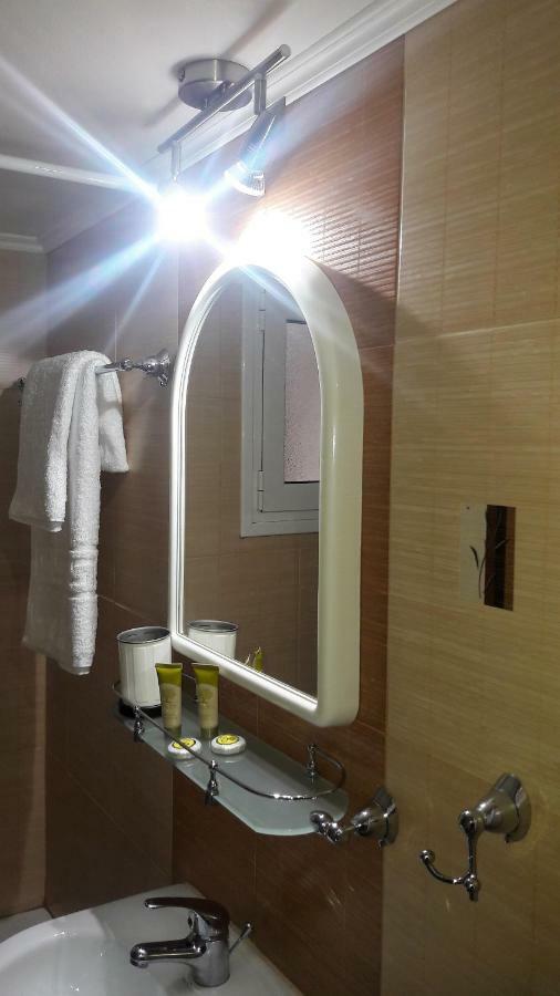 Marras Apartment Афіни Екстер'єр фото